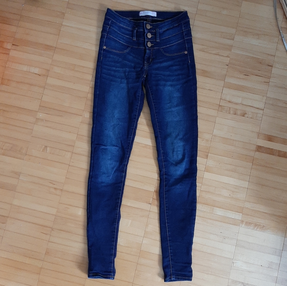 Skinny jeans